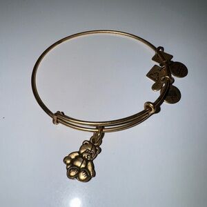 Bloomingdale’s x Alex and Ani Teddy Bear Bangle
